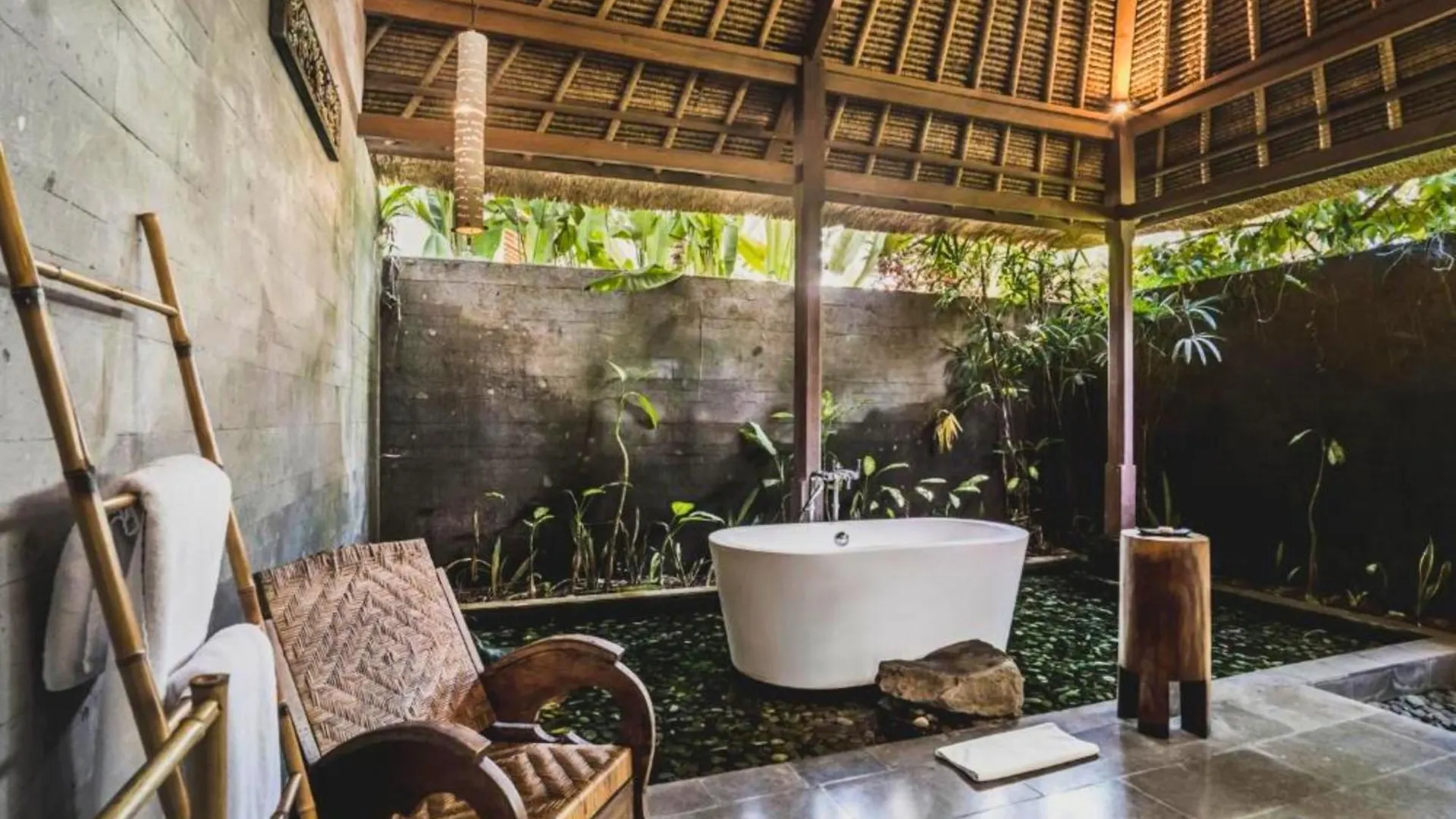 Menghana 2 Bedroom Valley Private Pool Villa Zn51 Ubud