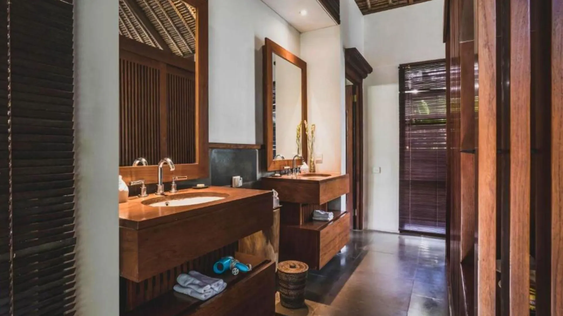 Menghana 2 Bedroom Valley Private Pool Villa Zn51 Ubud